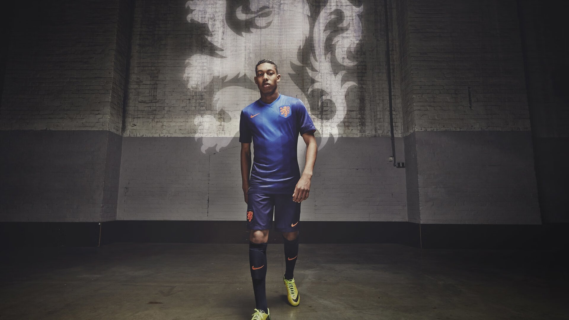 九游体育-伊朗男足在四分之一决赛中以0_1不敌中国香港队，未能进入半决赛。