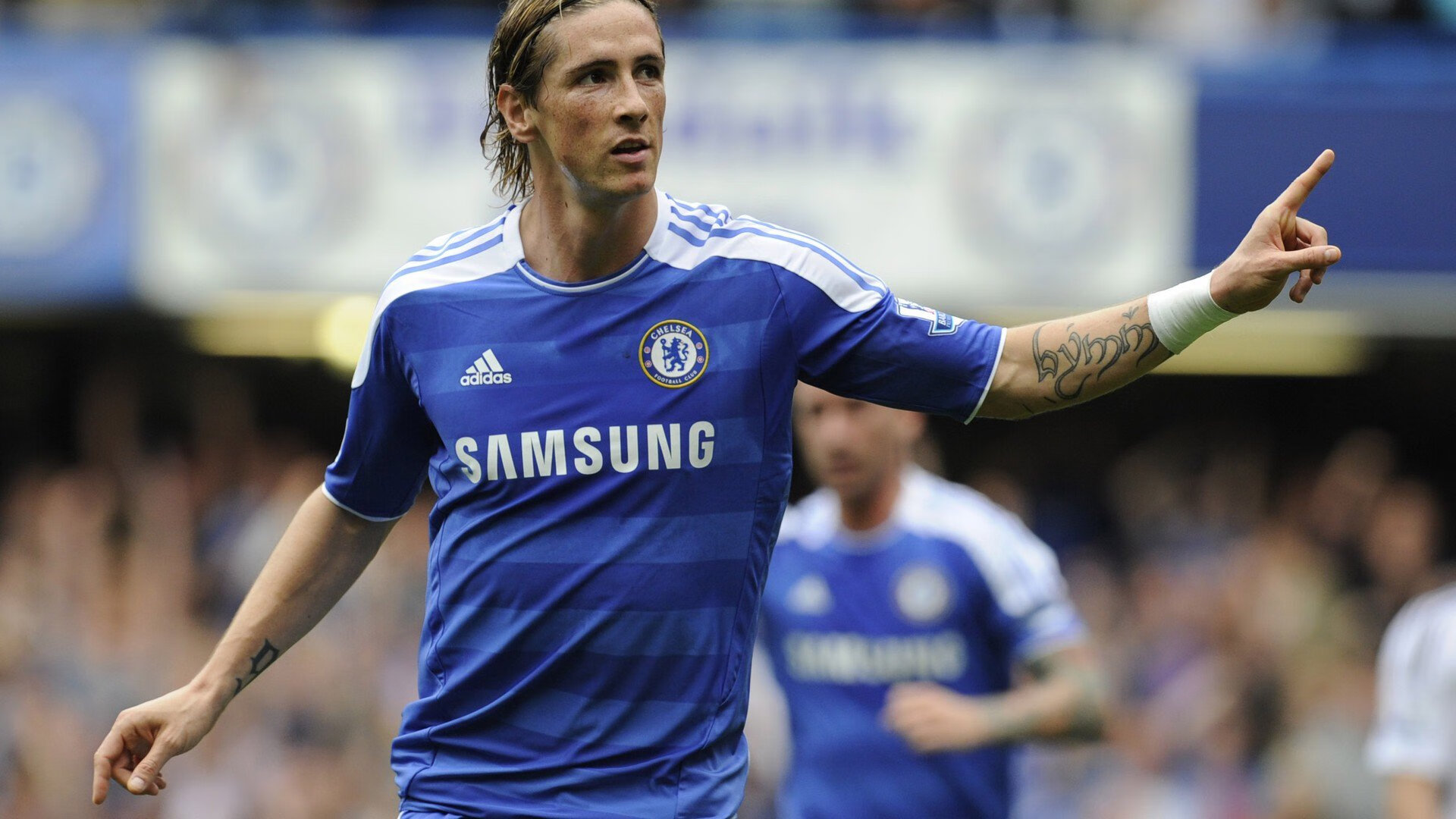 九游娱乐下载-终极“绝杀”：“足球神兵”在欧冠的巅峰演出，足球神剧视频