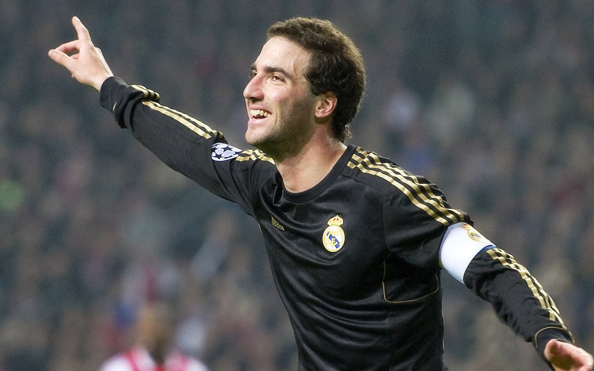 青少年足球比赛即将开幕,赛场青春激扬,青少年足球比赛规则