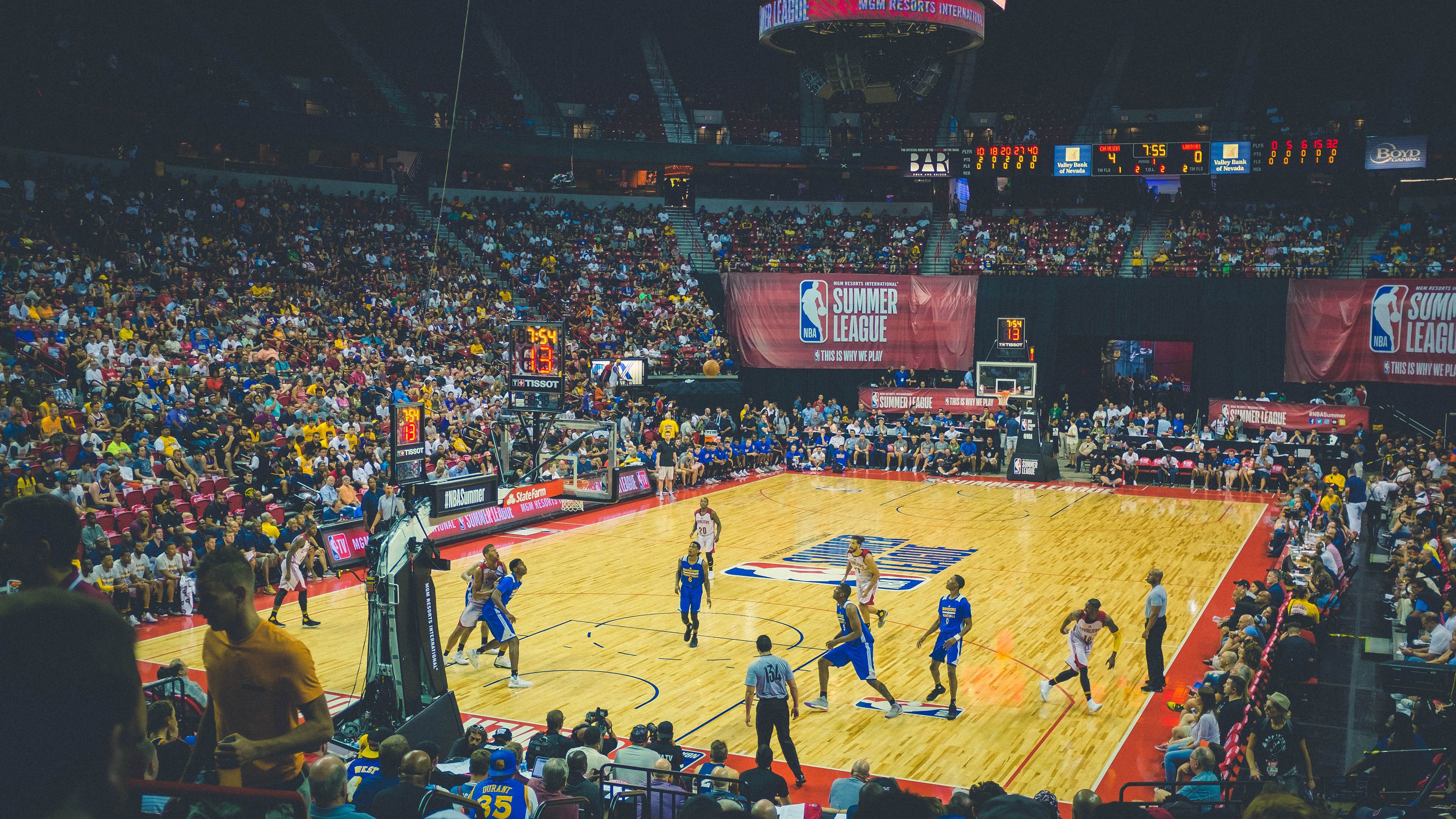 jiuyou入口-青少年篮球产业链逐步完善，细分市场不断扩大，青少年篮球教育行业分析